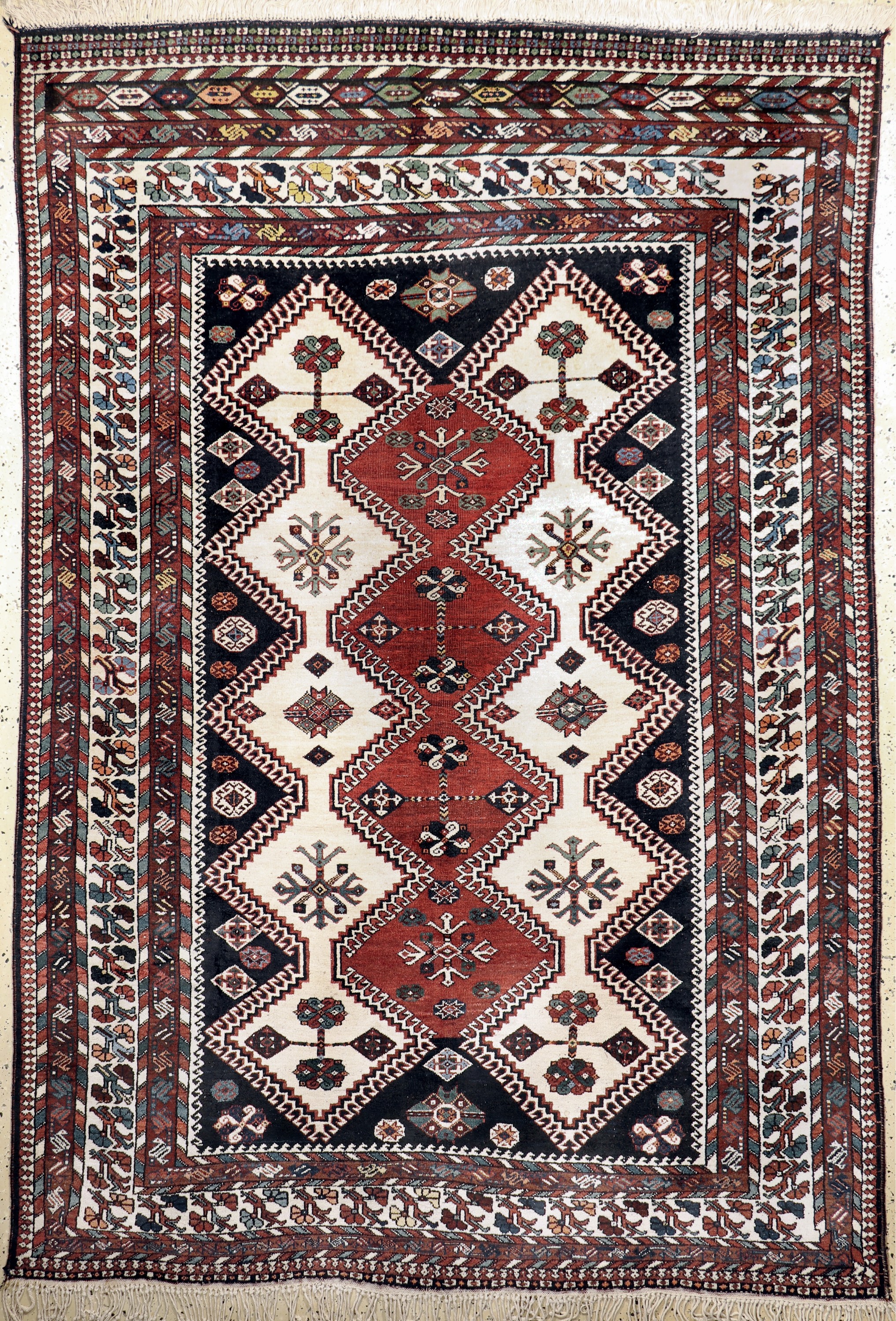 Luri, Persien, Mitte 20.Jhd, Wolle auf Baumwolle, ca. 305 x 207 cm, EHZ: 3