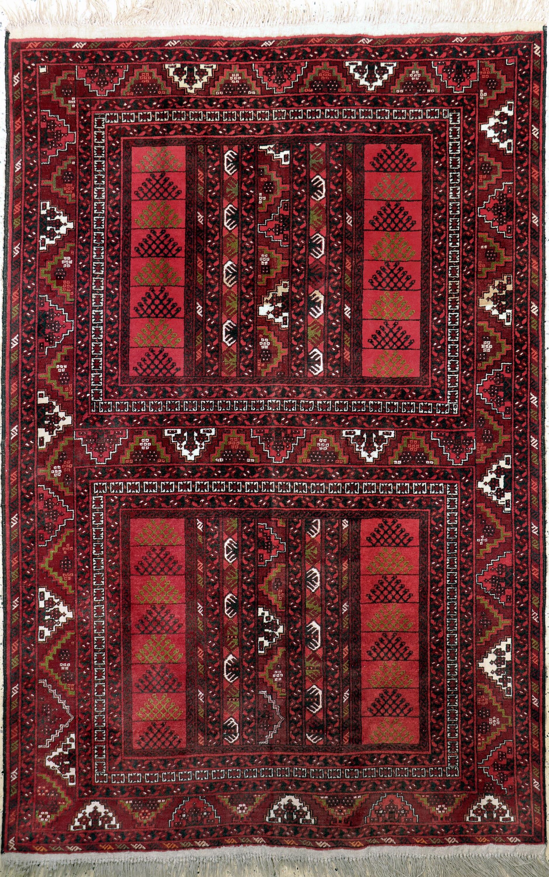 Ersari Engsi, Afghanistan, Mitte 20.Jhd, Wolle auf Wolle, ca. 250 x 168 cm, EHZ: 2
