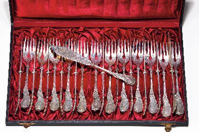 Image Fischbesteck, deutsch, um 1900, 800er Silber, für 12 Personen, 12 Gabeln und 12 ...