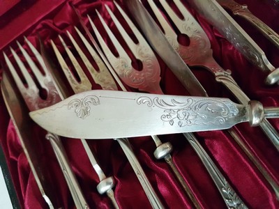 26957418e - Fischbesteck, deutsch, um 1900, 800er Silber, für 12 Personen, 12 Gabeln und 12 ...