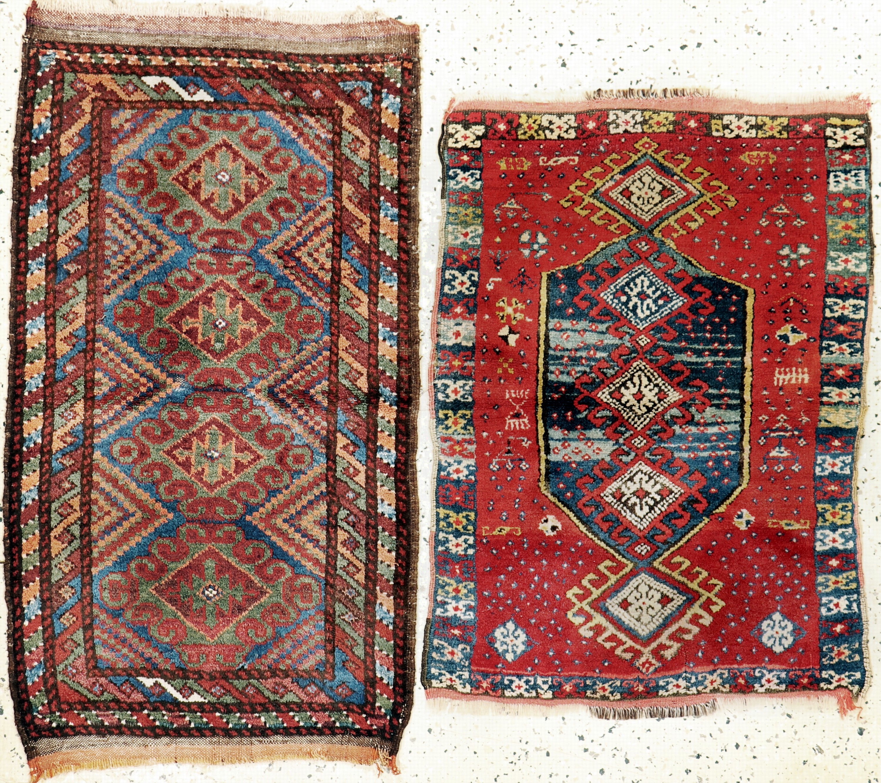 2 Lots Yastik, Türkei, um 1900, Wolle auf Wolle, ca. 92 x 52 cm, EHZ: 4(Mottenfraß)