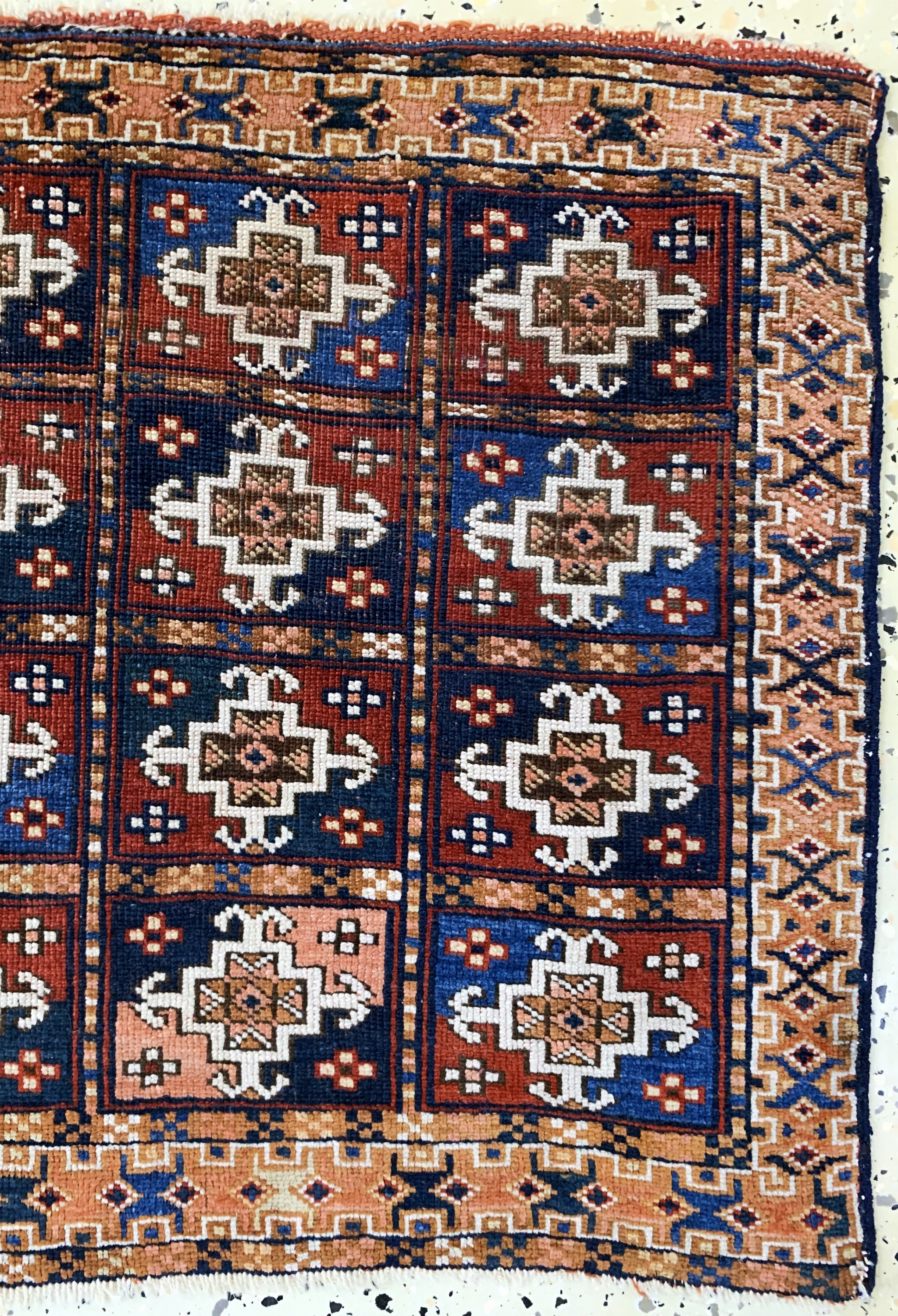 Detail a: Taschenfront antik, Turkmenistan, 19.Jhd, Wolle auf Wolle, ca. 82 x 57 cm, EHZ: 3