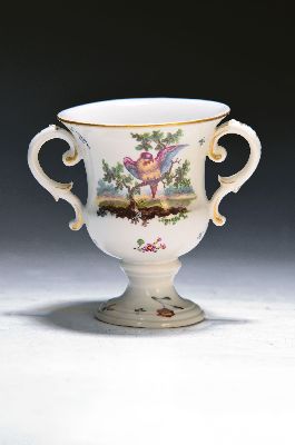 Image 26957737 - Amporengefäss, Frankenthal, um 1770, Doppelhenkel, polychrom bemalt, H. ca. 10.3 ...