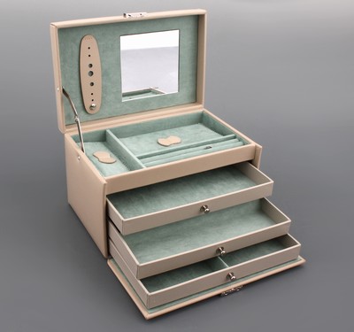 26957741b - Schmuckkoffer aus beigefarbenem Leder, mintfarb. Innenausstattung 3 Schubladen, ...