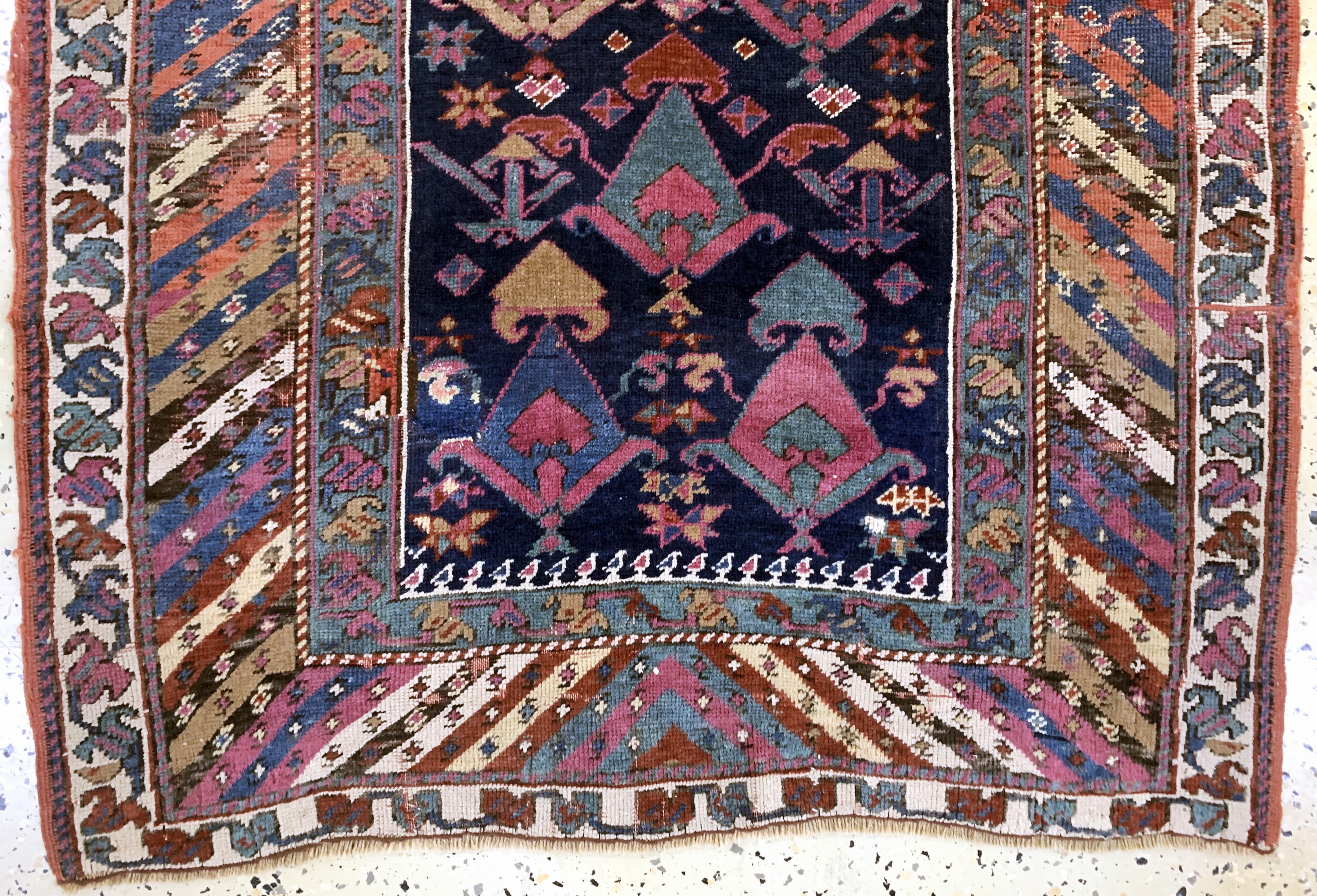 Detail c: Kazak antik"Talisch", Kaukasus, 19.Jhd, Wolle auf Wolle, ca. 134 x 97 cm, EHZ: 3