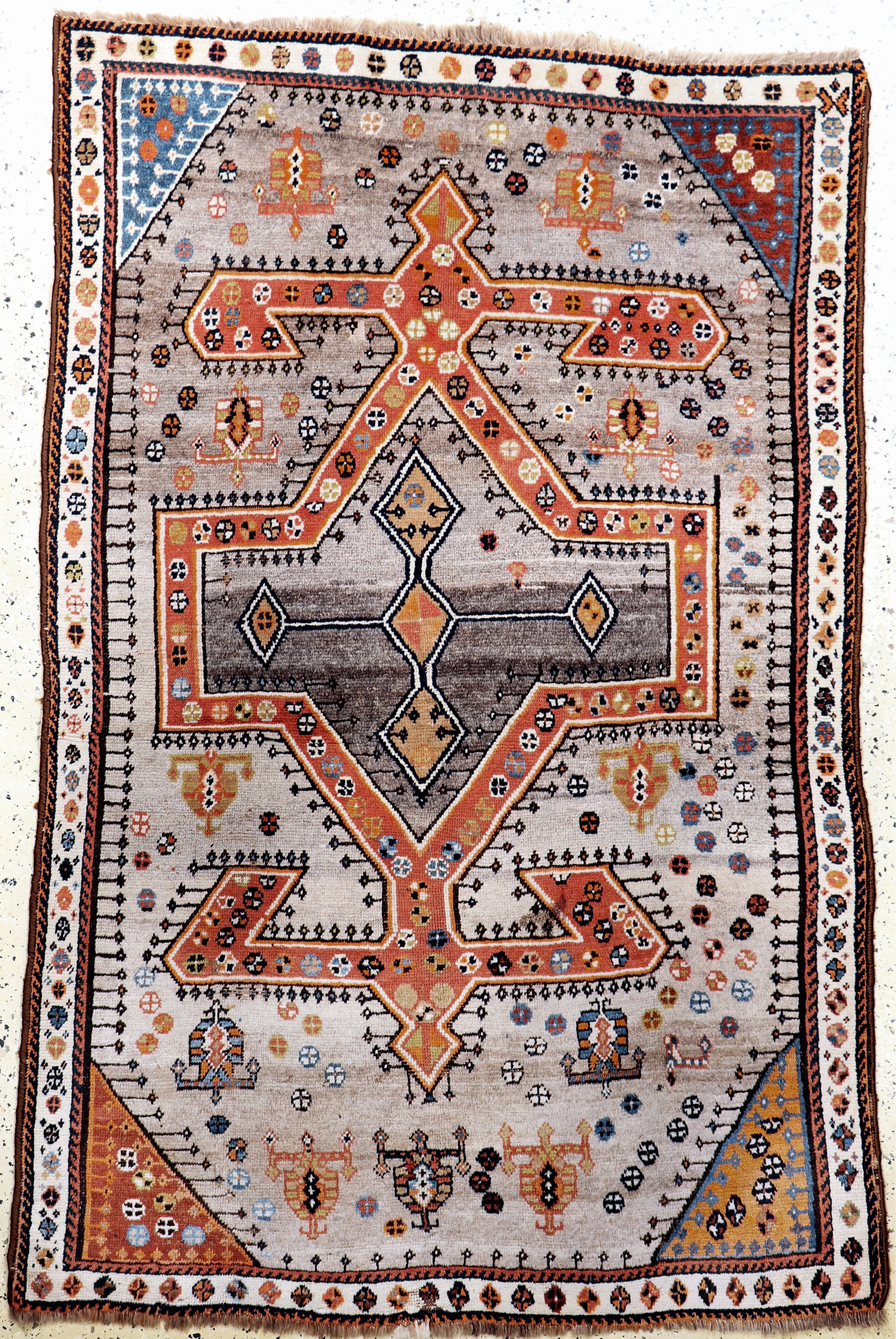 Ghaschgai-Gabbeh, Persien, Anfang 20.Jhd, Wolle auf Wolle, ca. 194 x 134 cm, EHZ: 3(kleines Loch)