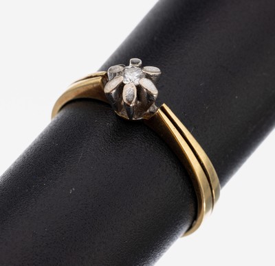 Image 26957852 - 14 kt Gold Brillant-Ring, GG/WG 585/000, in WG gefasster Brillant ca. 0.06 ct (grav.) ...