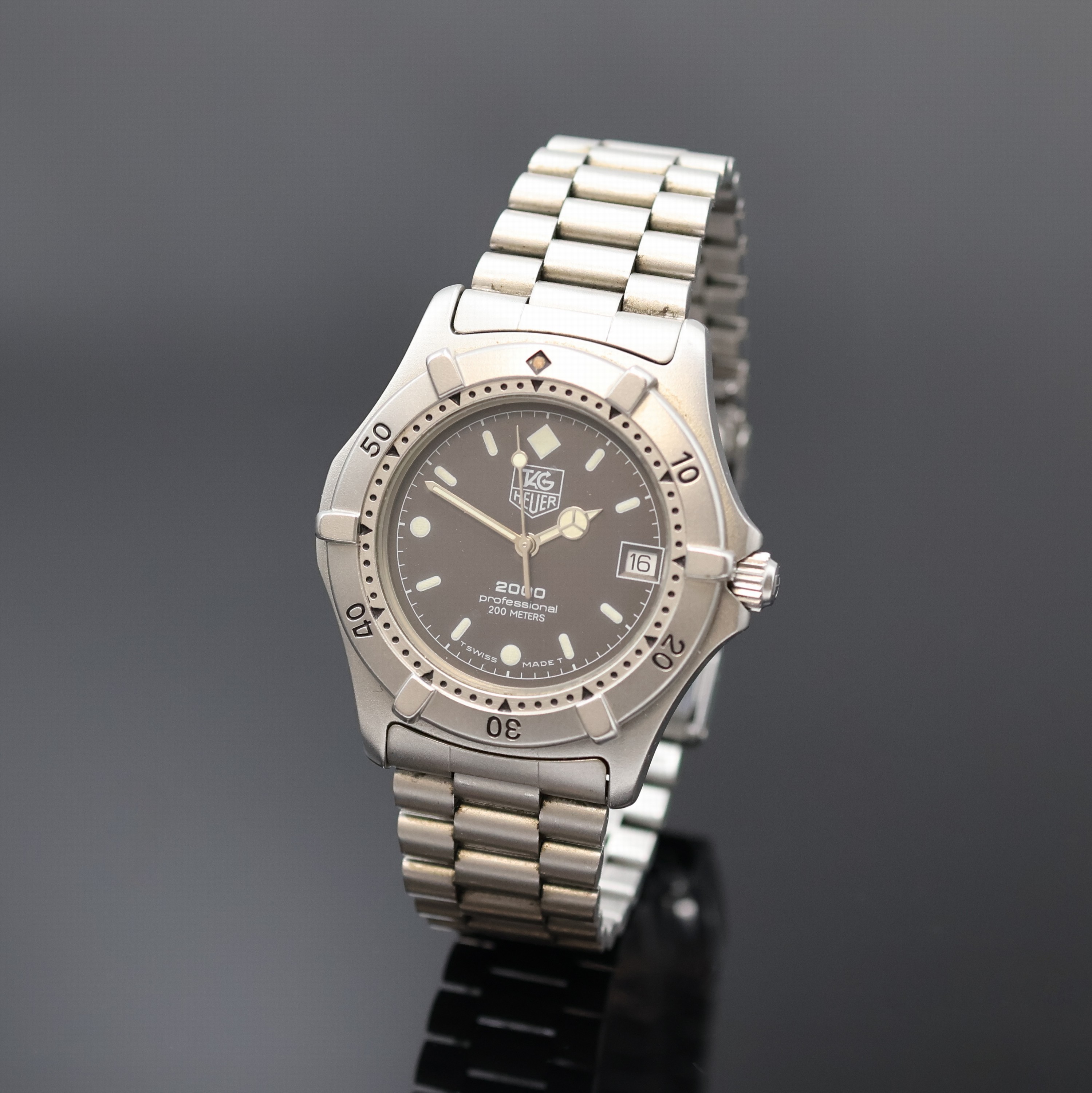 TAG HEUER Professional 2000 Armbanduhr Referenz 962.006, Schweiz um 2000, Edelstahlgeh. inkl. Gliederband m. Faltschl. und Tauchverlängerung, ...