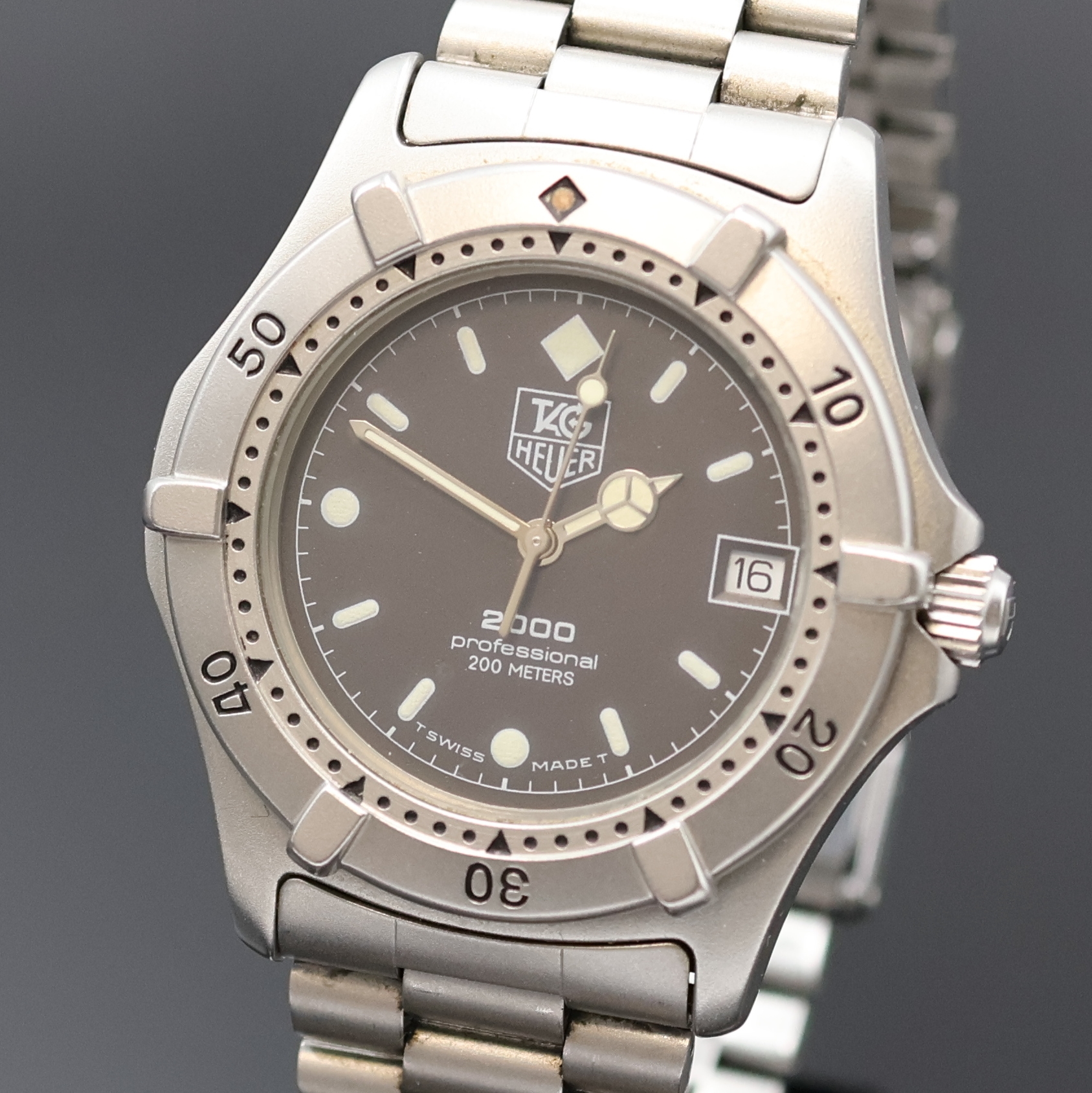 Detail a: TAG HEUER Professional 2000 Armbanduhr Referenz 962.006, Schweiz um 2000, Edelstahlgeh. inkl. Gliederband m. Faltschl. und Tauchverlängerung, ...