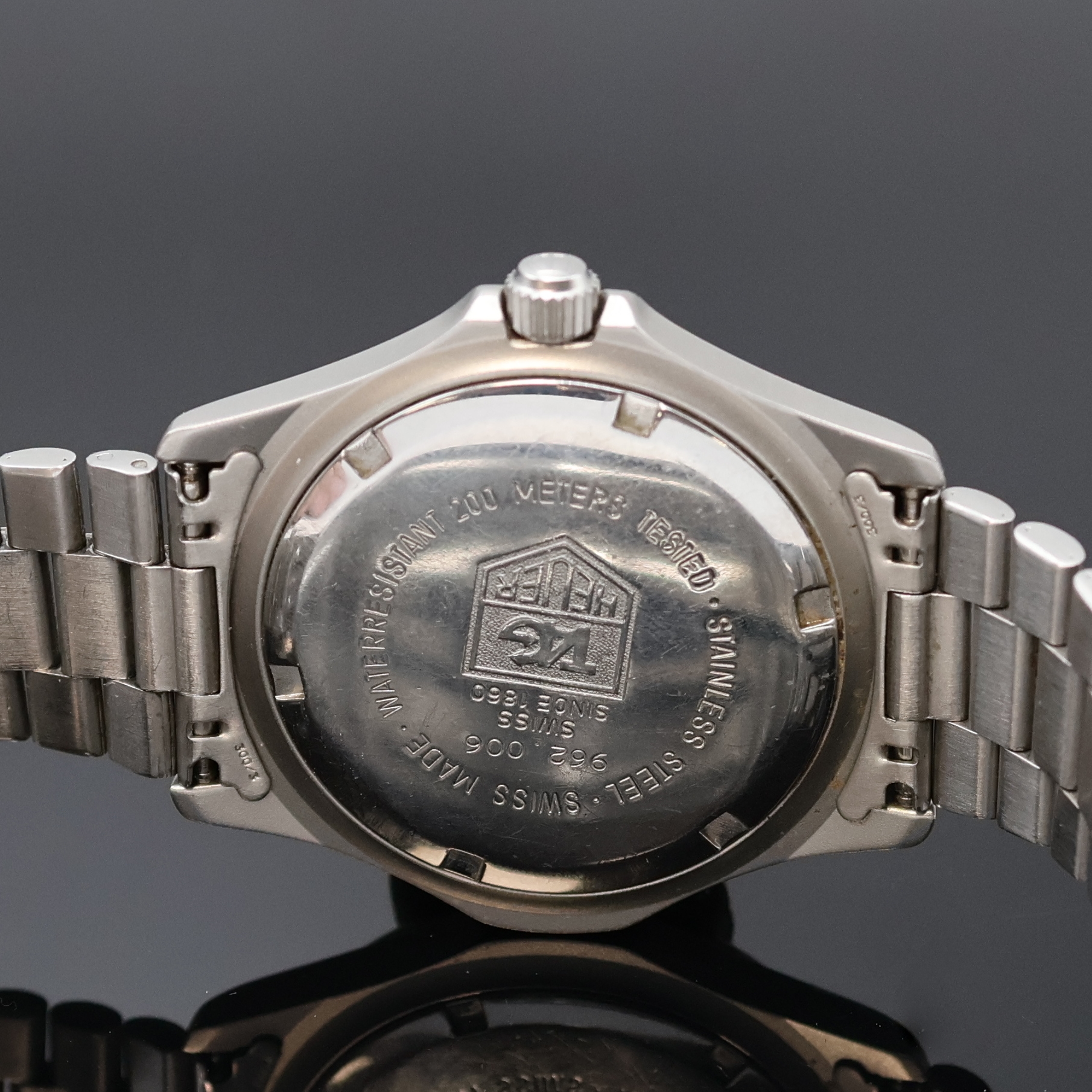 Detail d: TAG HEUER Professional 2000 Armbanduhr Referenz 962.006, Schweiz um 2000, Edelstahlgeh. inkl. Gliederband m. Faltschl. und Tauchverlängerung, ...