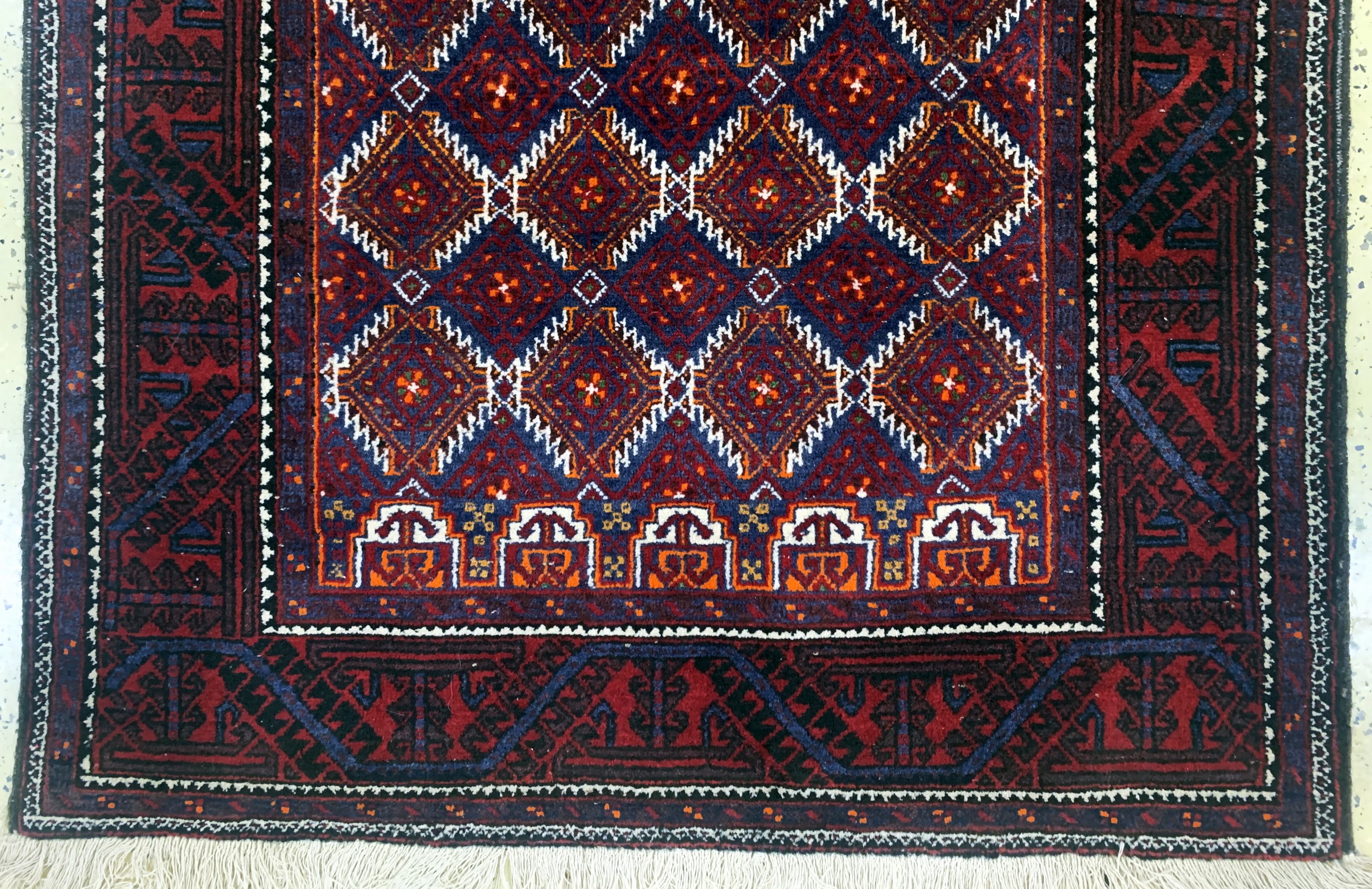 Detail c: Belutsch, Persien, Mitte 20.Jhd, Wolle auf Baumwolle, ca. 177 x 103 cm, EHZ: 1-2