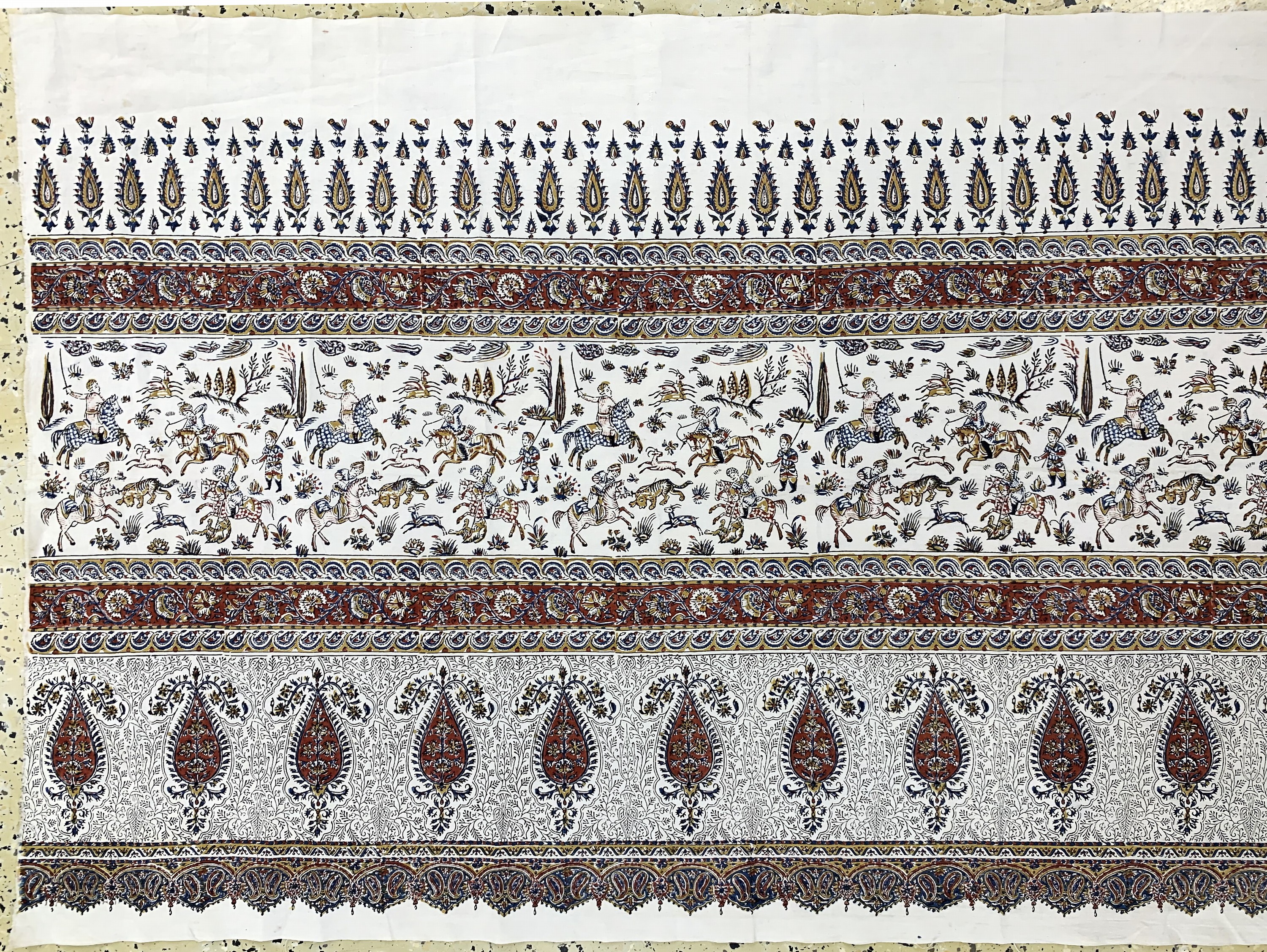 Detail a: 4 Lots Ghalamkar, Esfahan, Perisen, signiert, Mitte 20.Jhd, Stoff-bedruckt, ca. 273 x 85 cm, ca. 187.86 cm, ca. 56 x 54 cm, ca. 118 x 118 cm, ...