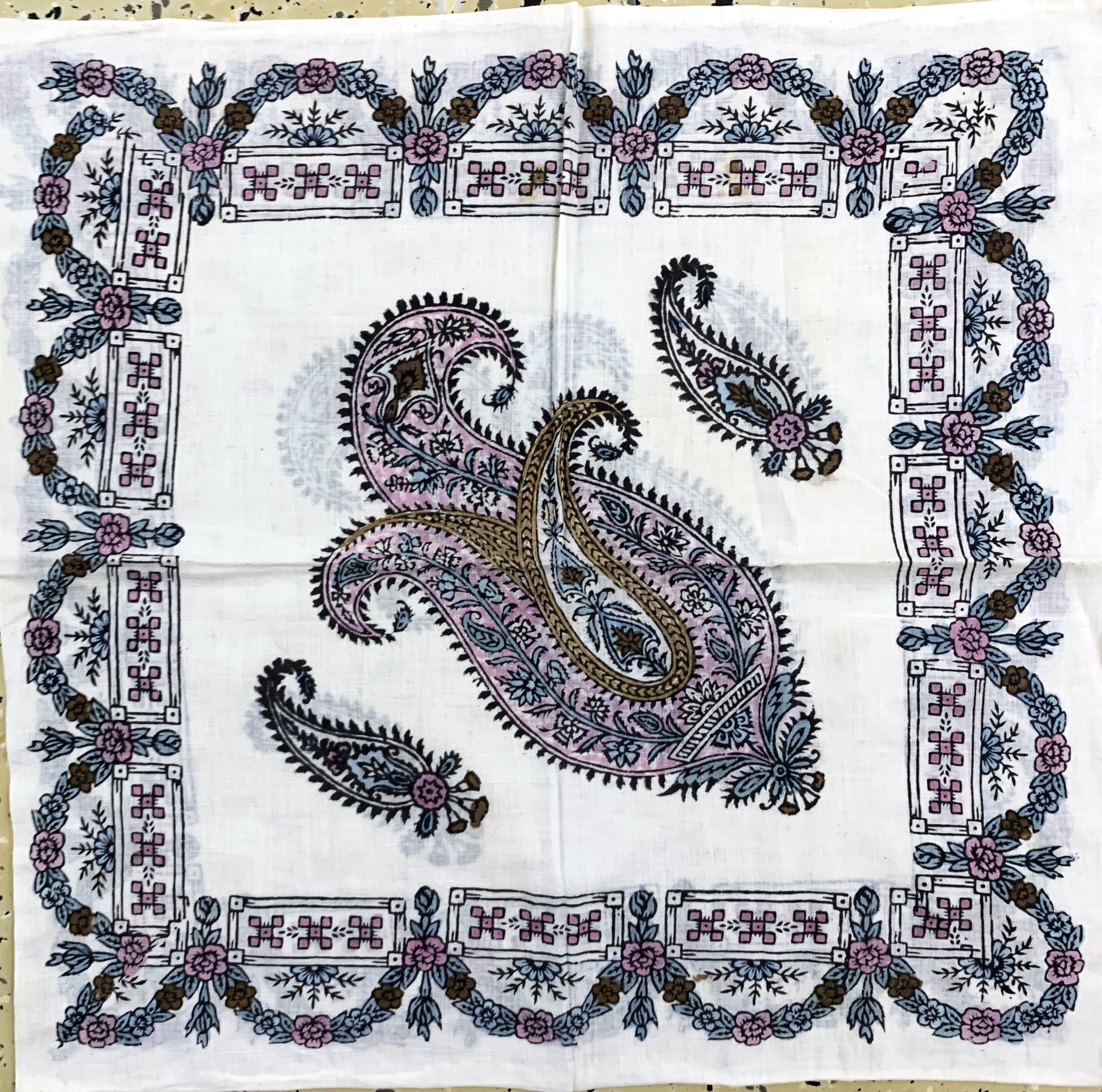Detail f: 4 Lots Ghalamkar, Esfahan, Perisen, signiert, Mitte 20.Jhd, Stoff-bedruckt, ca. 273 x 85 cm, ca. 187.86 cm, ca. 56 x 54 cm, ca. 118 x 118 cm, ...