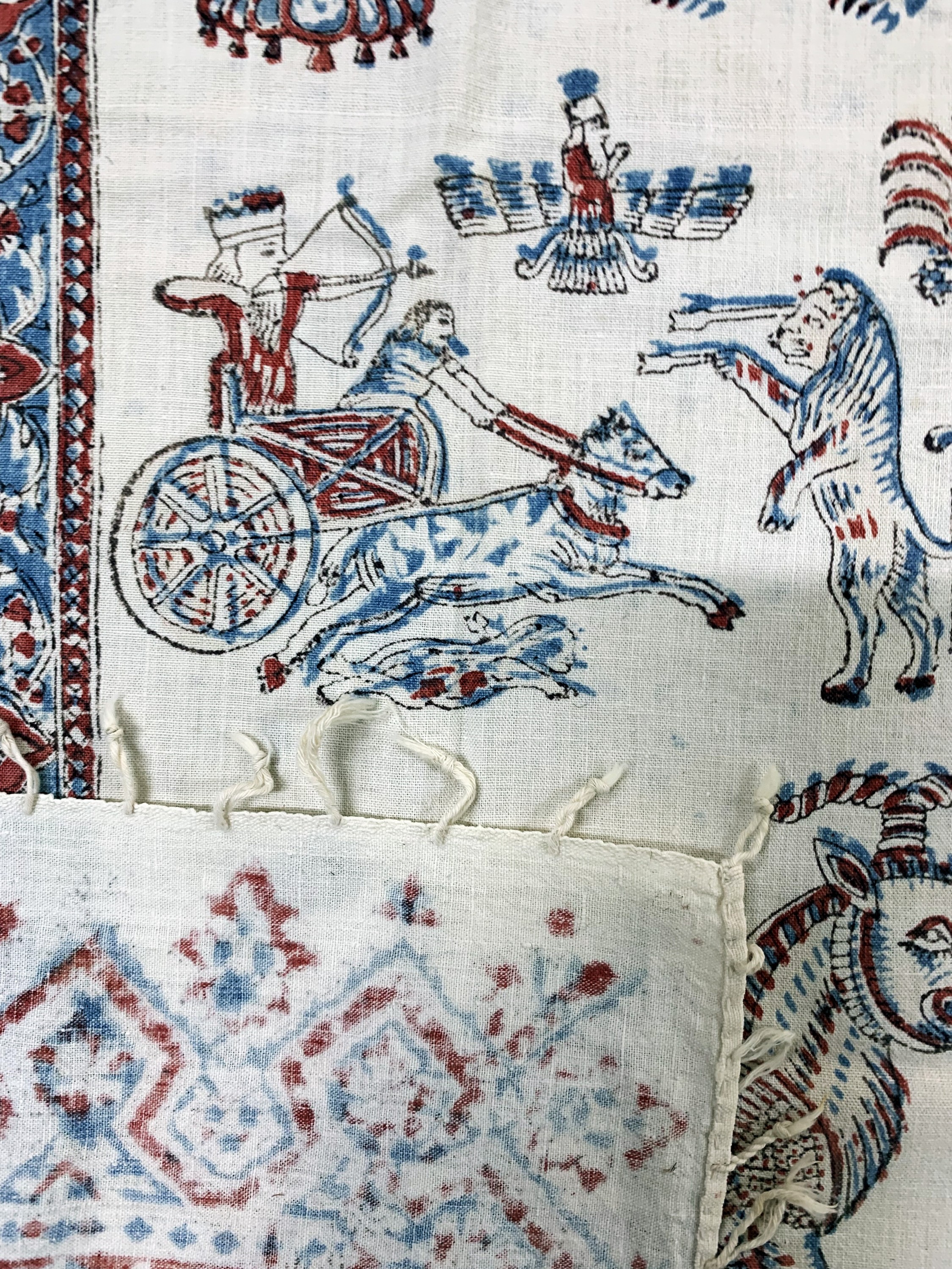 Detail m: 4 Lots Ghalamkar, Esfahan, Perisen, signiert, Mitte 20.Jhd, Stoff-bedruckt, ca. 273 x 85 cm, ca. 187.86 cm, ca. 56 x 54 cm, ca. 118 x 118 cm, ...
