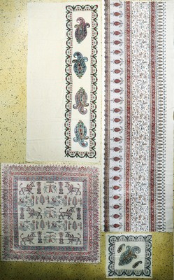 Image 4 Lots Ghalamkar, Esfahan, Perisen, signiert, Mitte 20.Jhd, Stoff-bedruckt, ca. 273 x ...