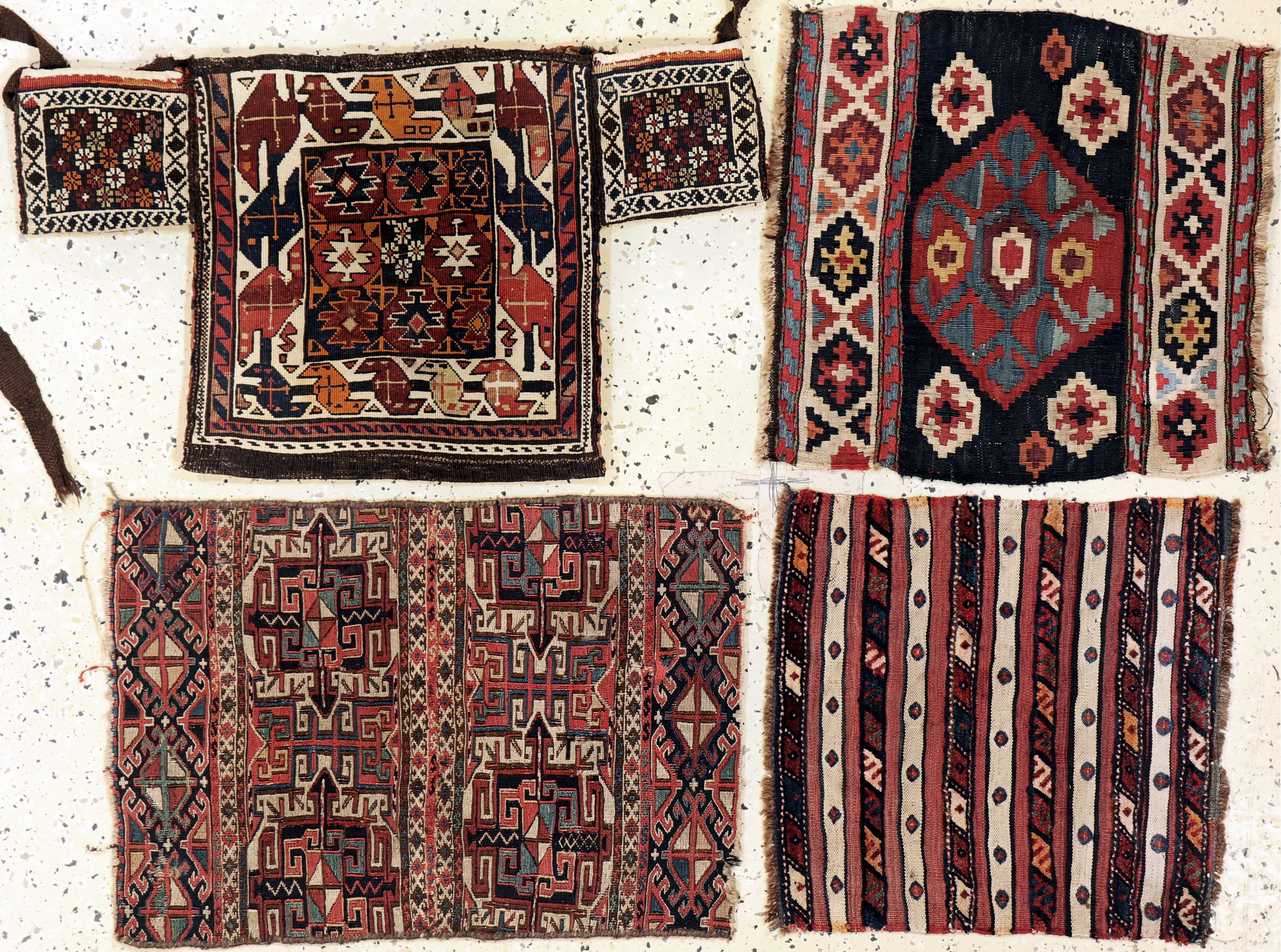 4 Lots Schahsawan, Persien, Tasche & Taschenfront, um 1900, Wolle auf Wolle, ca. 66x 47 cm, EHZ: 3