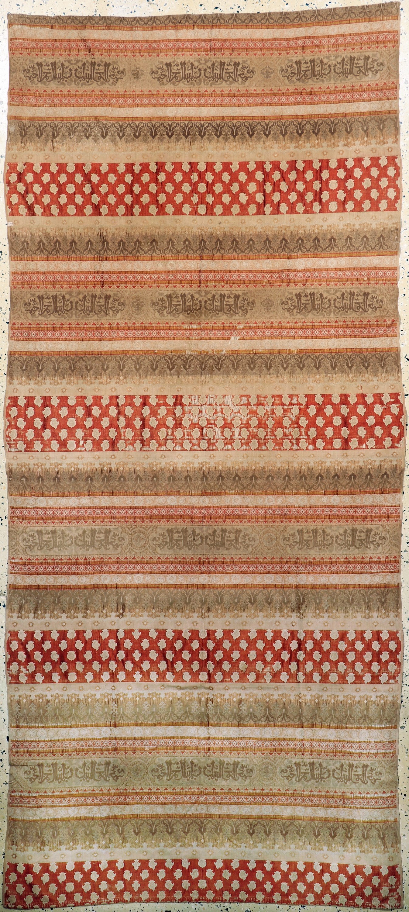 Seidenstickerei antik, Türkei, 19.Jhd, ca. 271 x 118 cm, EHZ: 4(geflickte Stellen)