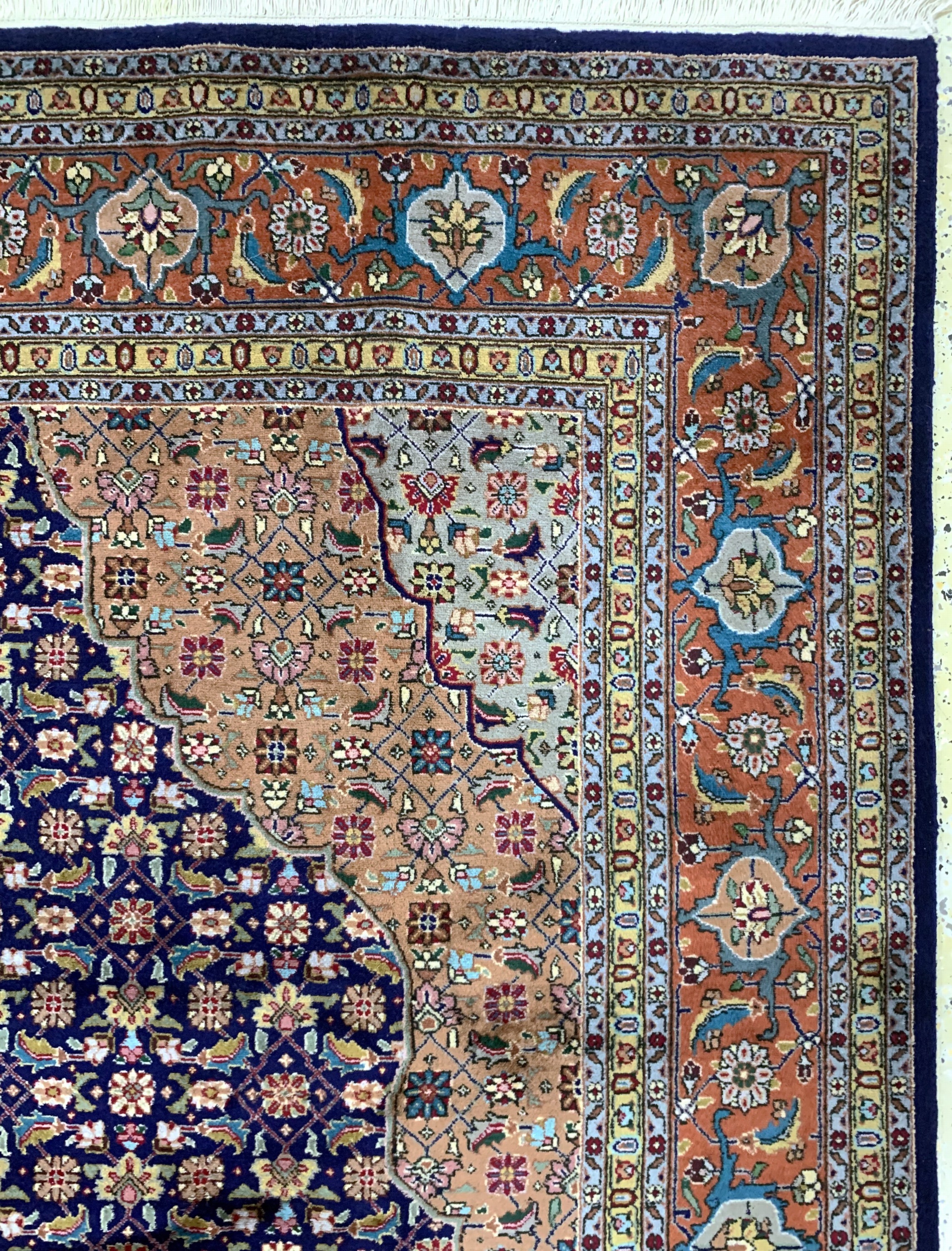 Detail e: Täbriz(40 Raj), Persien, Mitte 20.Jhd, Korkwolle auf Baumwolle, ca. 308 x 217 cm, EHZ: 2