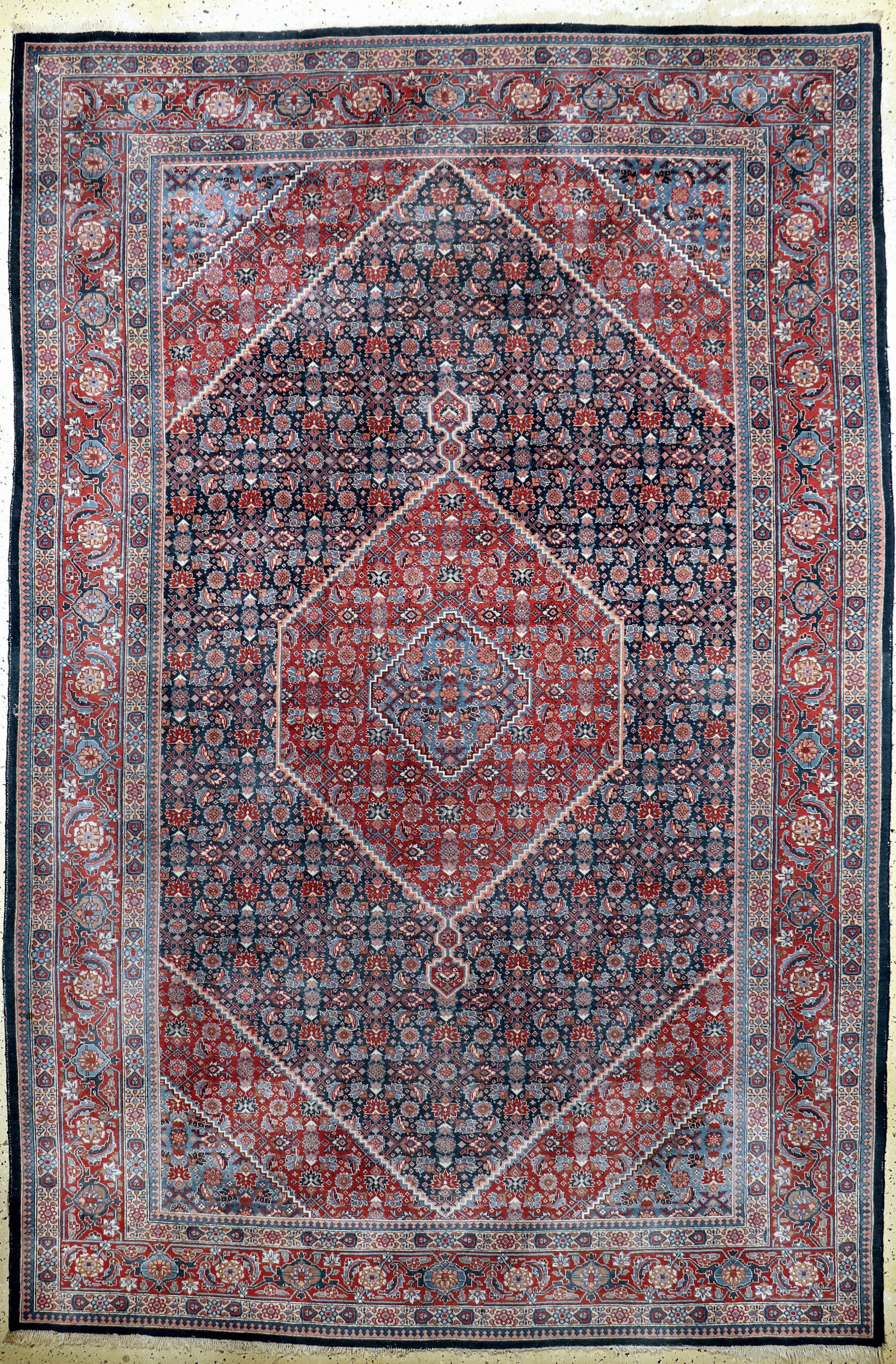 Täbriz alt, Persien, Anfang 20.Jhd, Wolle auf Baumwolle, ca. 366 x 242 cm, EHZ: 3