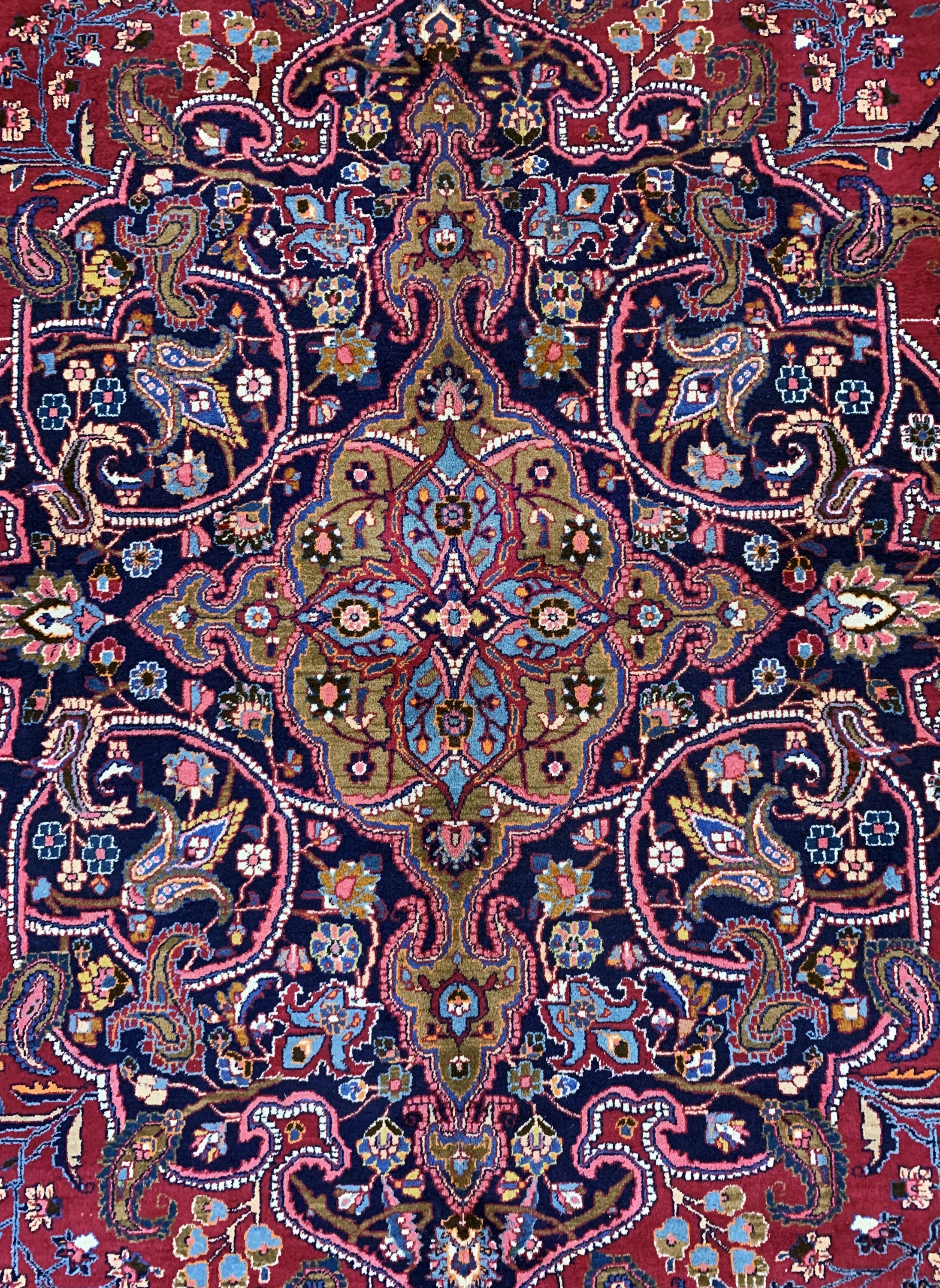 Detail c: Mesched, Persien, Mitte 20.Jhd, Wolle auf Baumwolle, ca. 402 x 307 cm, EHZ: 1-2