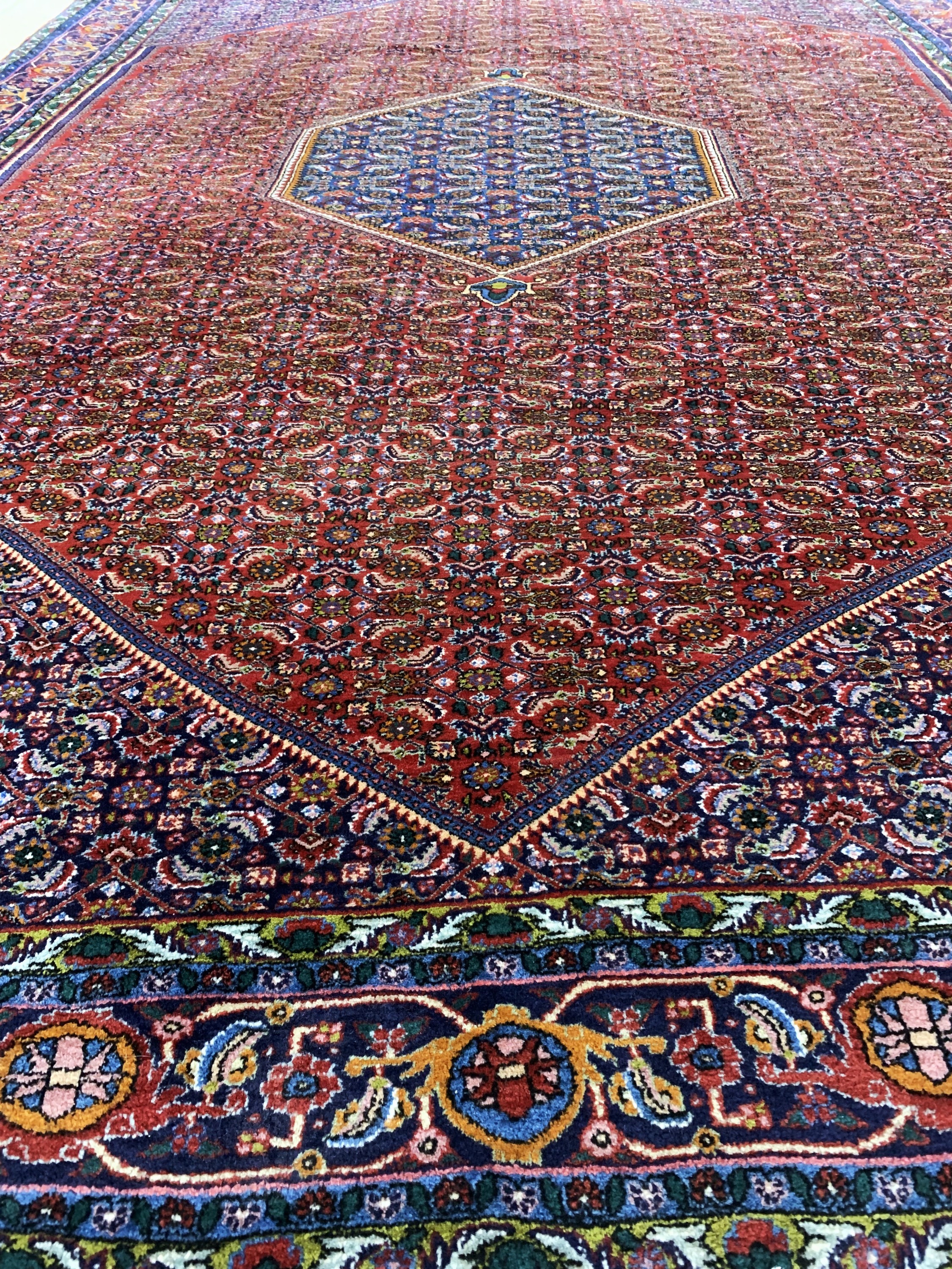 Detail g: Bidjar fein, Persien, Mitte 20.Jhd, Korkwolle auf Baumwolle, ca. 335 x 225 cm, EHZ: 2