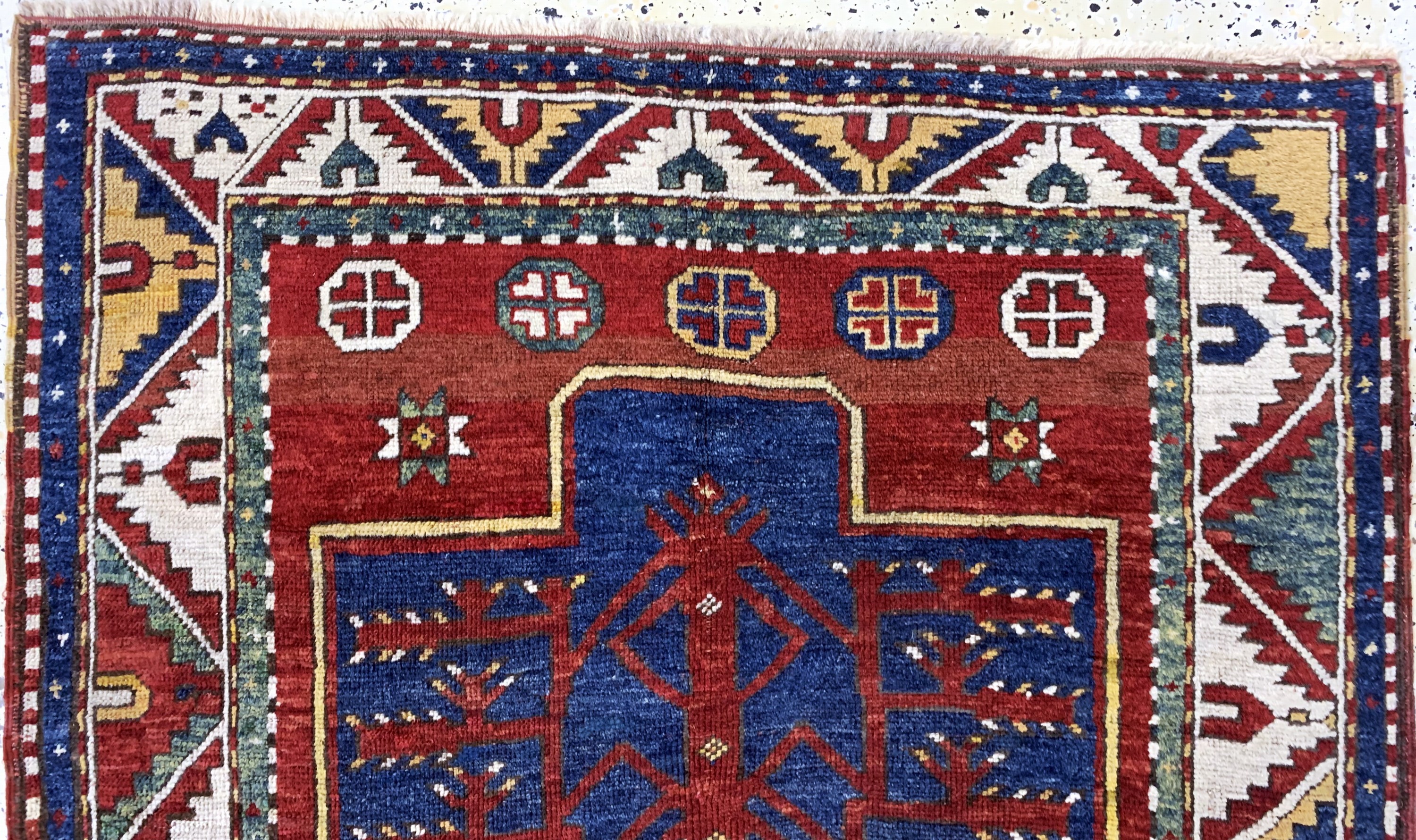 Detail a: "Fachalo"Kazak antik, Kaukasus, 19.Jhd, Wolle auf Wolle, ca. 145 x 115 cm, EHZ: 2(fachkundig restauriert)