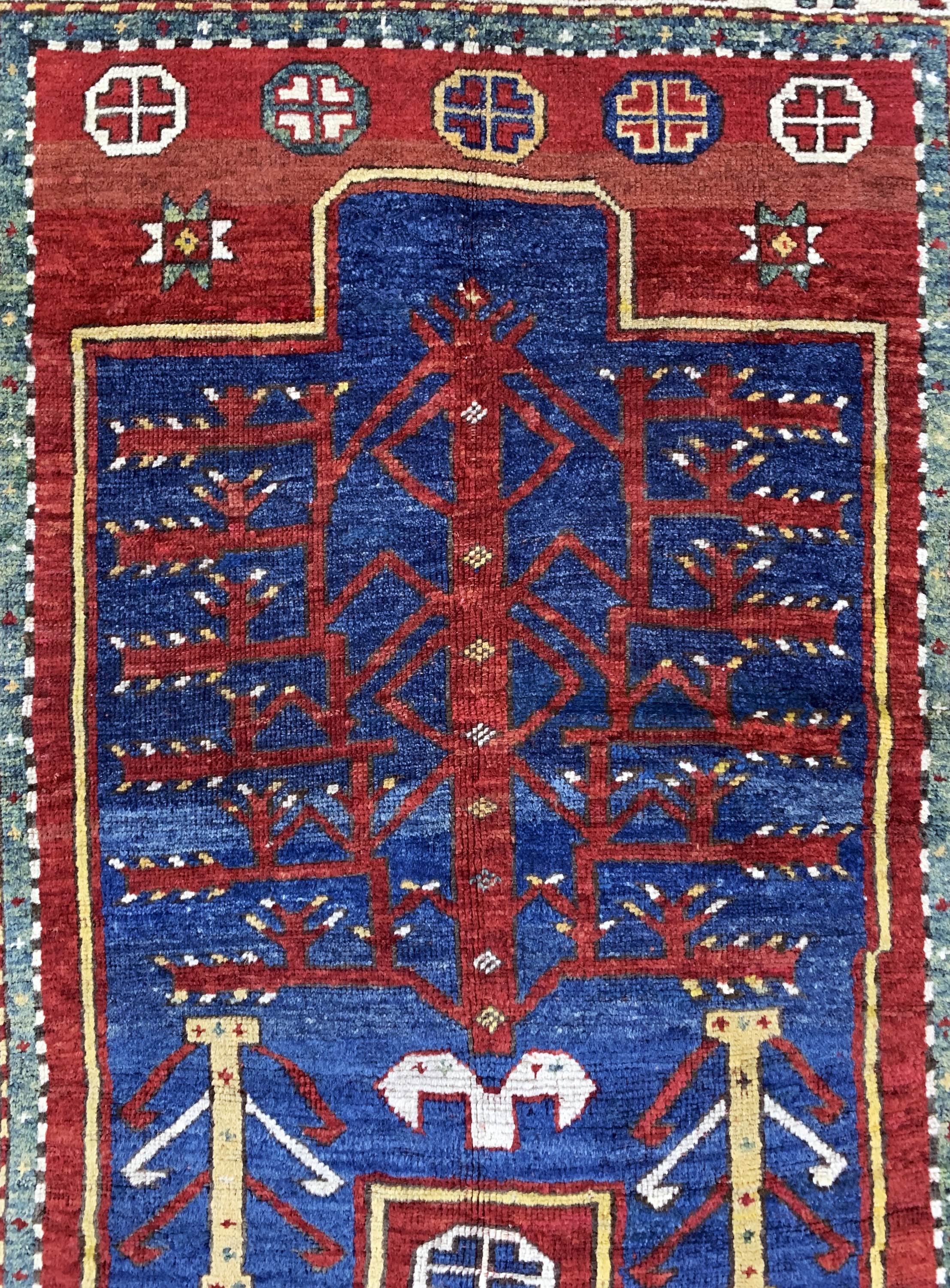 Detail b: "Fachalo"Kazak antik, Kaukasus, 19.Jhd, Wolle auf Wolle, ca. 145 x 115 cm, EHZ: 2(fachkundig restauriert)