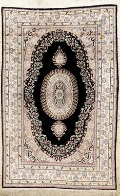 Image Seiden Kayseri, Türkei, Mitte 20.Jhd, reineNaturseide, ca. 165 x 108 cm, ...