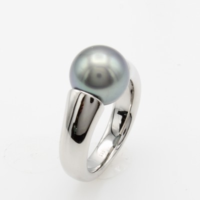 26958819b - Ring mit Tahitizuchtperle, WG 585/000, anthrazitfarb.-graue Perle, D. ca. 10 mm, in ...