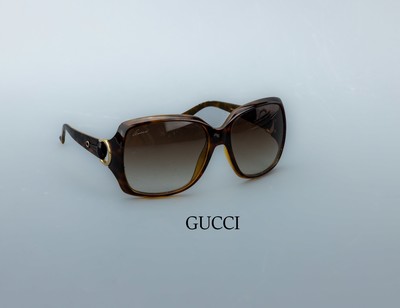 Image 26959144 - GUCCI Sonnenbrille, vintage, brauner Kunststoff, Monturen Metall verg., starke ...