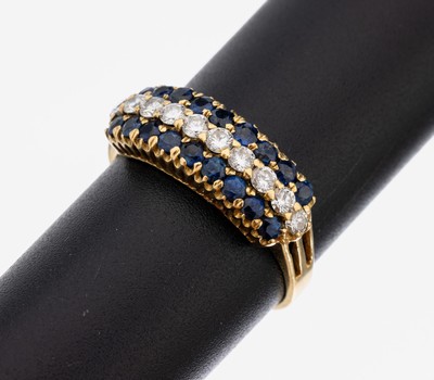 Image 18 kt Gold Saphir-Brillant-Ring, GG 585/000, 18 rundfacett. Saphire zus. ca. 0.80 ct, ...