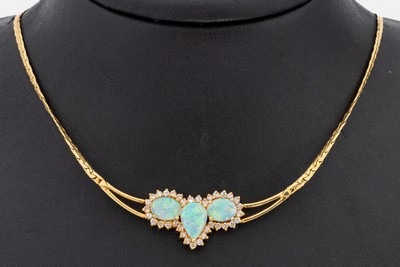 Image 26959689 - 18 kt Gold Brillant-Collier, GG 750/000, Mittelteil mit 3 Opal-Synthesen, 36 ...