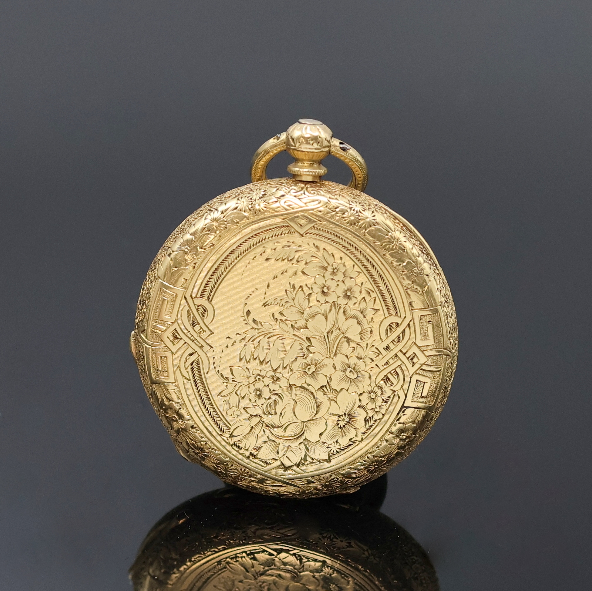 Detail c: JAMES GENT LONDON kleine Savonette in GG 750/000, Schweiz um 1880, Schlüsselaufzug, sehr fein, komplett floral grav. 3-Deckel Goldgeh., ...