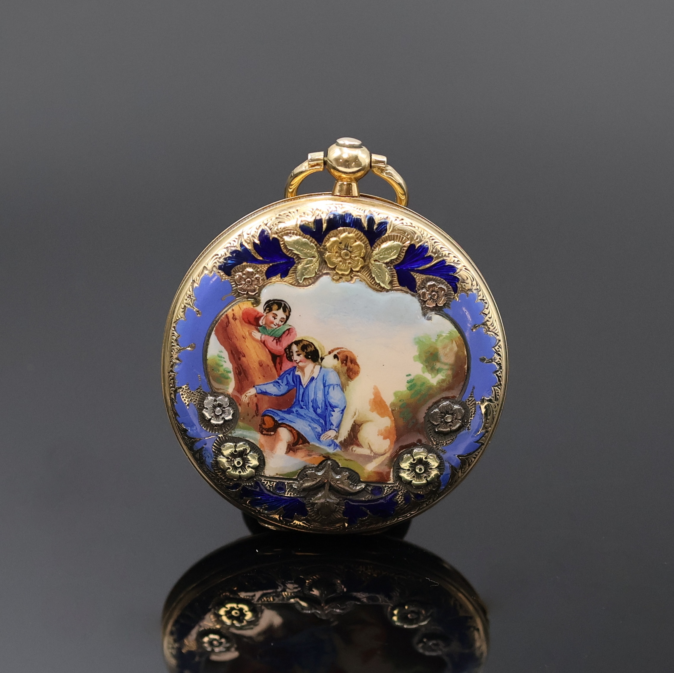 BOLVILLER Paris kleine Savonette mit emailliertem Gehäuse in GG 750/000, Schweiz/Frankreich um 1880, Schlüsselaufzug, 3-Deckel Goldgeh., florale ...