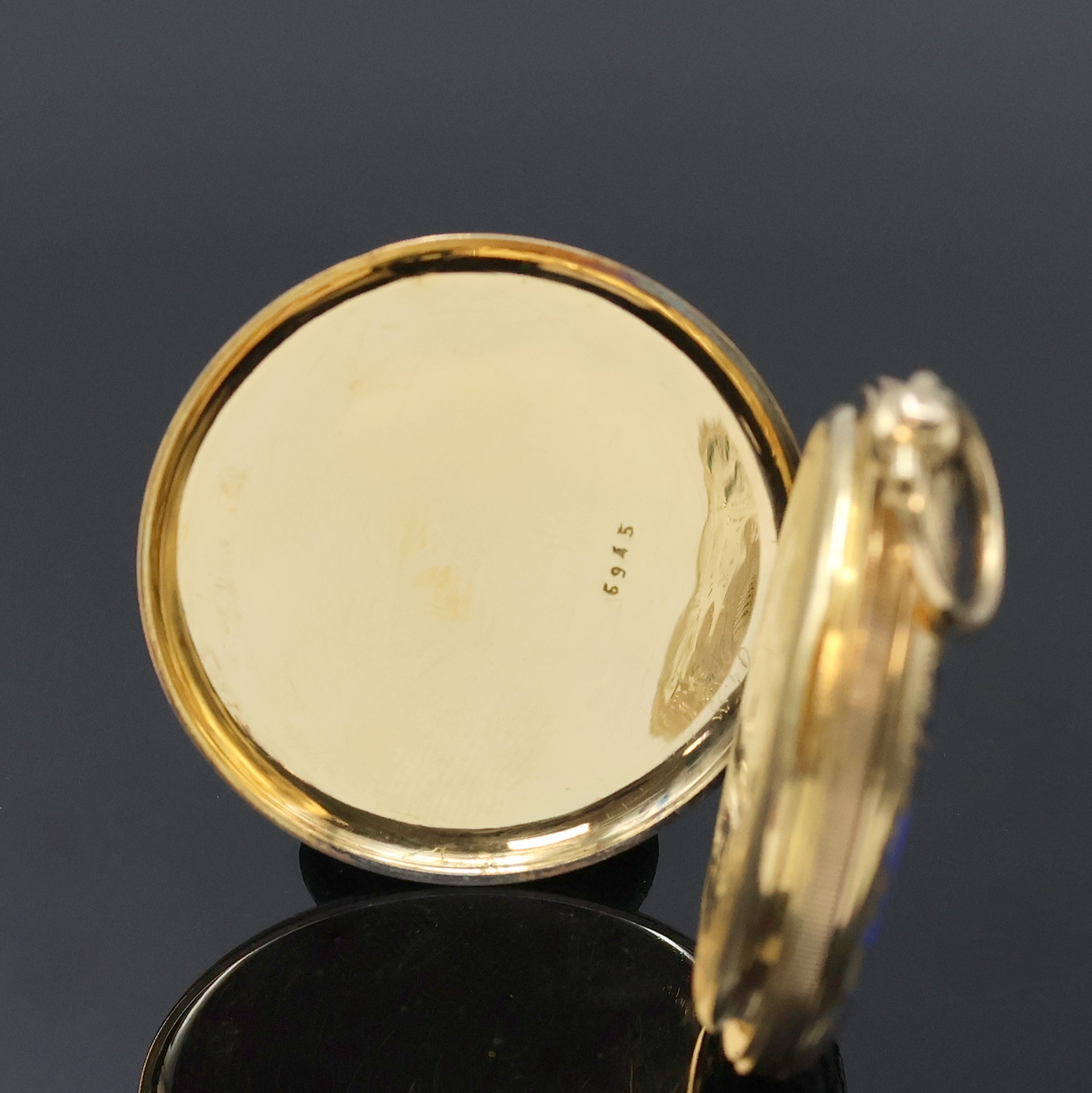 Detail d: BOLVILLER Paris kleine Savonette mit emailliertem Gehäuse in GG 750/000, Schweiz/Frankreich um 1880, Schlüsselaufzug, 3-Deckel Goldgeh., florale ...