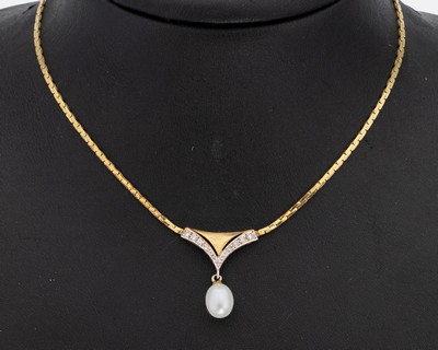 Image 26959702 - 14 kt Gold Perl-Diamant-Collier, GG/WG 585/000, Mittelteil mit kl. 8/8-Diamanten, ...