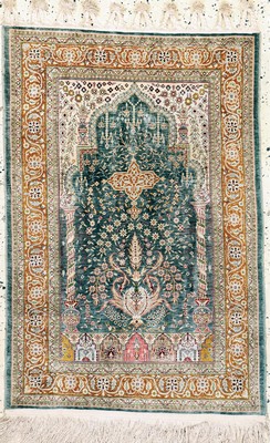 Image Hereke Seide fein signiert, Türkei, Mitte 20.Jhd, reine Naturseide, ca. 95 x 66 ...