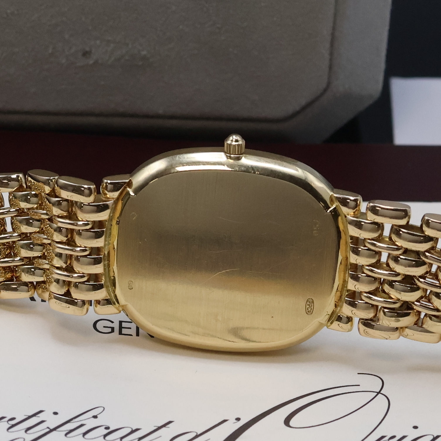 Detail e: PATEK PHILIPPE Herrenarmbanduhr Ellipse d´Or in GG 750/000 Referenz 3738/122, Schweiz verk. lt. beil. Zertifikat 08/2001, Automatik, orig. ...