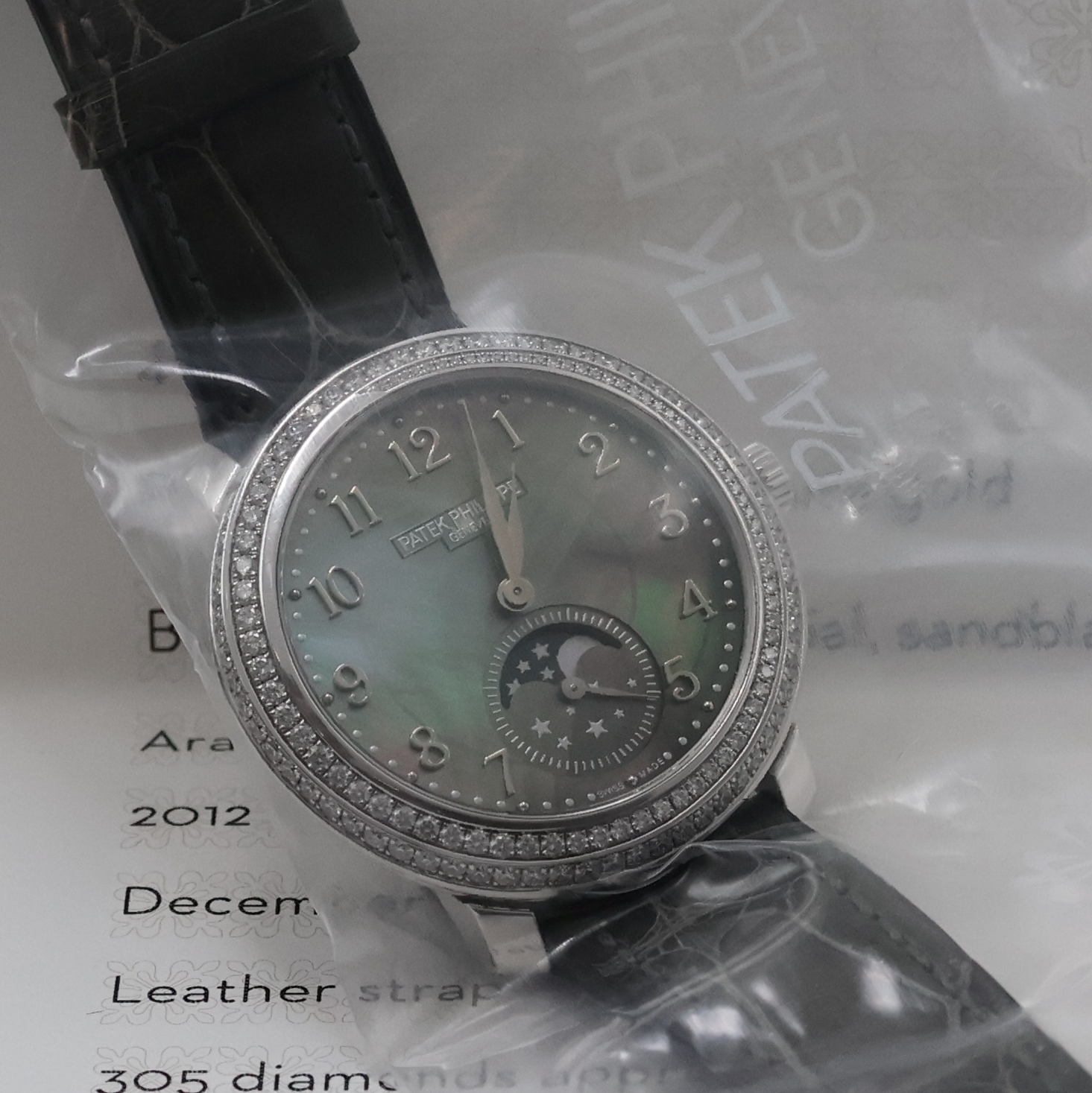Detail b: PATEK PHILIPPE Complications Damenarmbanduhr in WG 750/000 mit Brillanten Referenz 4968, Schweiz verk. lt. Stammbuchauszug 12/2012, Handaufzug, ...