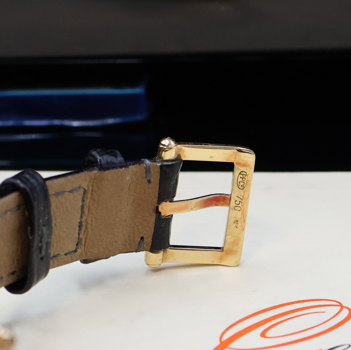 Detail b: PATEK PHILIPPE "Complications" Offizier Armbanduhr Referenz 5015 in GG 750/000, Schweiz um 1993, Automatik, Scharnierboden, Korrekturdr. ...