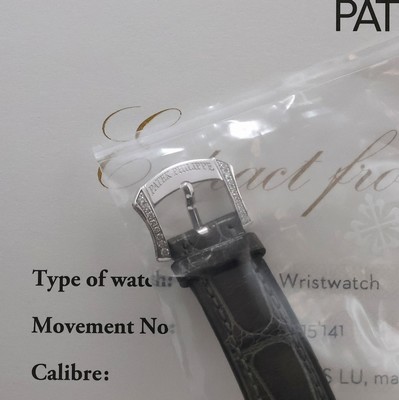 26960019c - PATEK PHILIPPE Complications Damenarmbanduhr in WG 750/000 mit Brillanten Referenz 4968, ...