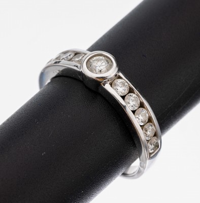 Image 26960030 - 14 kt Gold Brillant-Ring, WG 585/000, 1 Brillant ca. 0.25 ct Weiß/si-p, 10 ...