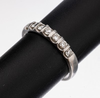 Image Platin Brillant-Ring, PT 950/000, 7 Brillanten zus. ca. 0.56 ct Weiß/lupenrein, ...