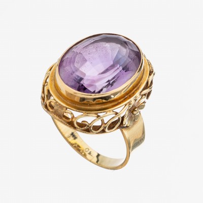 Image 26960069 - 14 kt Gold Amethyst-Ring, 1940er Jahre, GG 585/000, aufwändige Goldschmiedearbeit ...