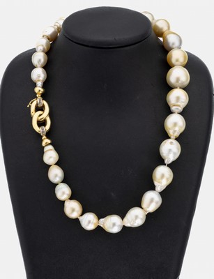 Image Zuchtperl-Collier mit 18 kt Gold Brillant- Schmuckschließe, GG/WG 750/000, 25 ...