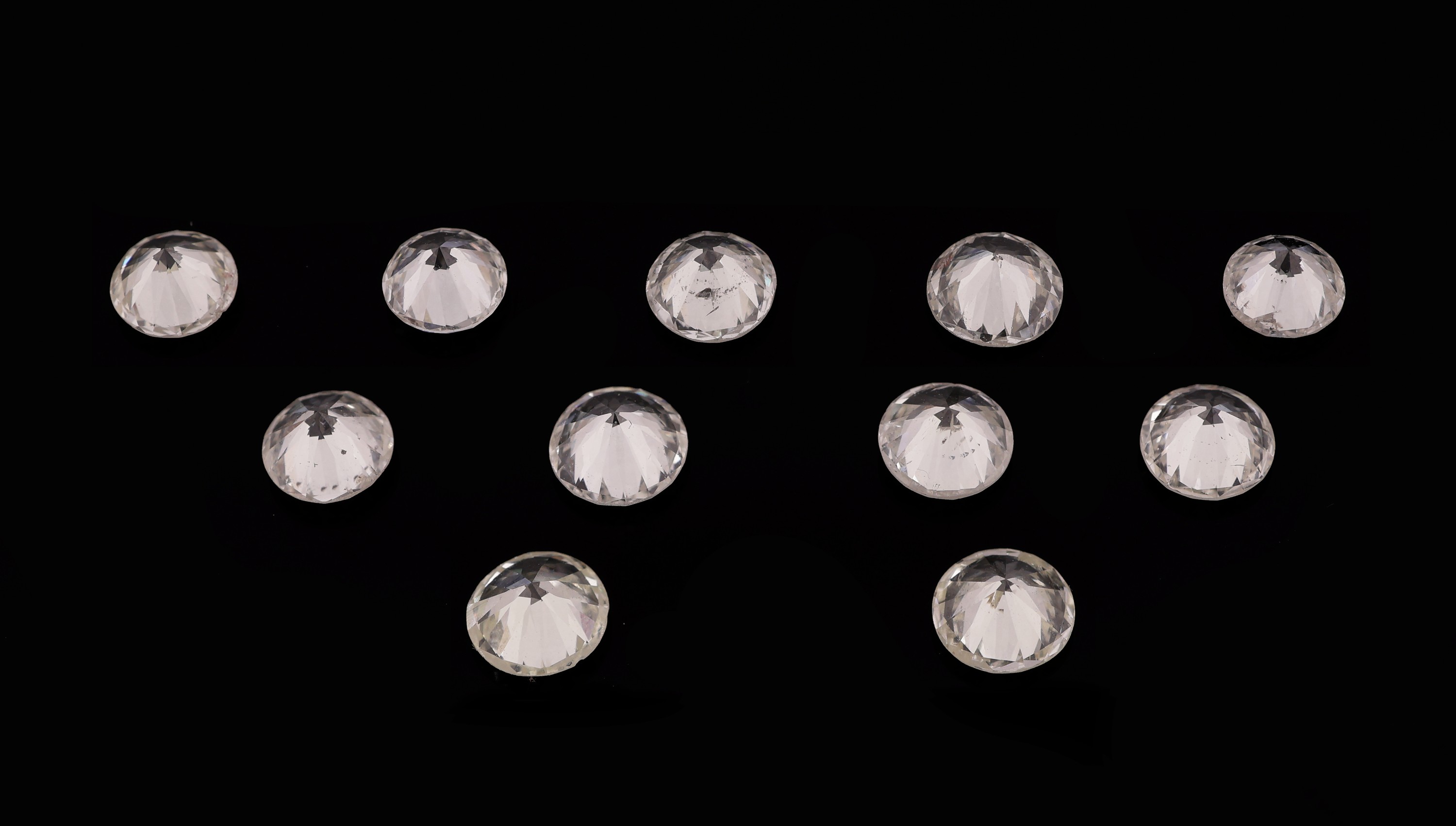 Detail a: Lot 11 lose Brillanten zus. ca. 2.95 ct Weiß- get.Weiß-light Yellow/si-p