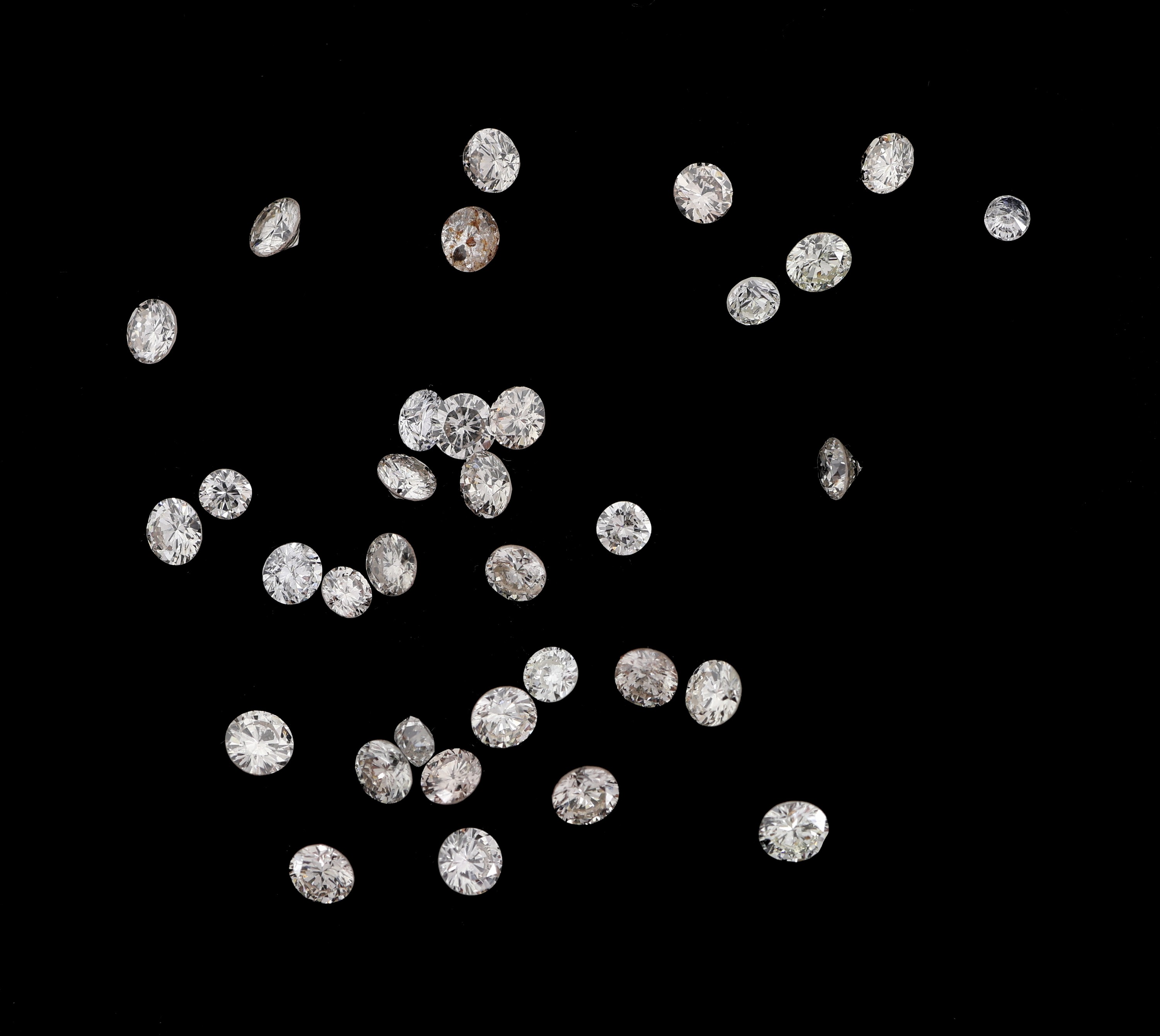 Image 26960523 - Lot 35 lose Brillanten, zus. ca. 2.06 ct get. Weiß-Braun-light Yellow/p, Ausfassware ...