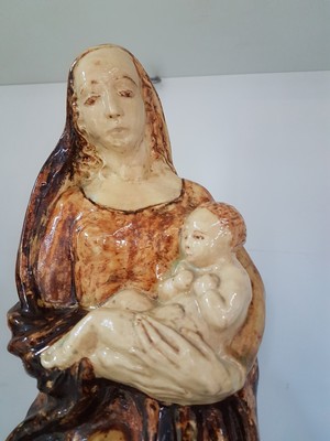 26960618b - Keramikfigur/Heiligenfigur, Fayence, wohl 30er Jahre, Mutter Gottes mit Jesuskind, in ...