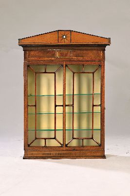 Image 26960628 - Wandschränkchen/Sammlerschränkchen, 19. Jh., wohl England, Mahagoni und ...