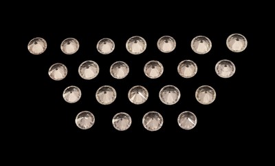 26960639a - Lot 22 lose Brillanten, zus. ca. 2.19 ct Weiß-get.Weiß/vs Schätzpreis: ...